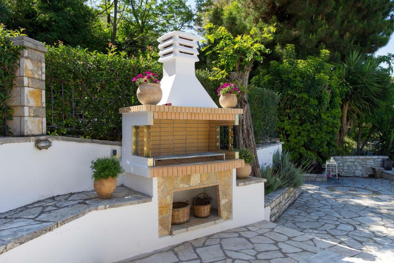 Imerolia Beach Villa Kassiopi Corfu 외부 사진